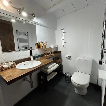 Mas Farner - Adults Only Bed & Breakfast Llivia